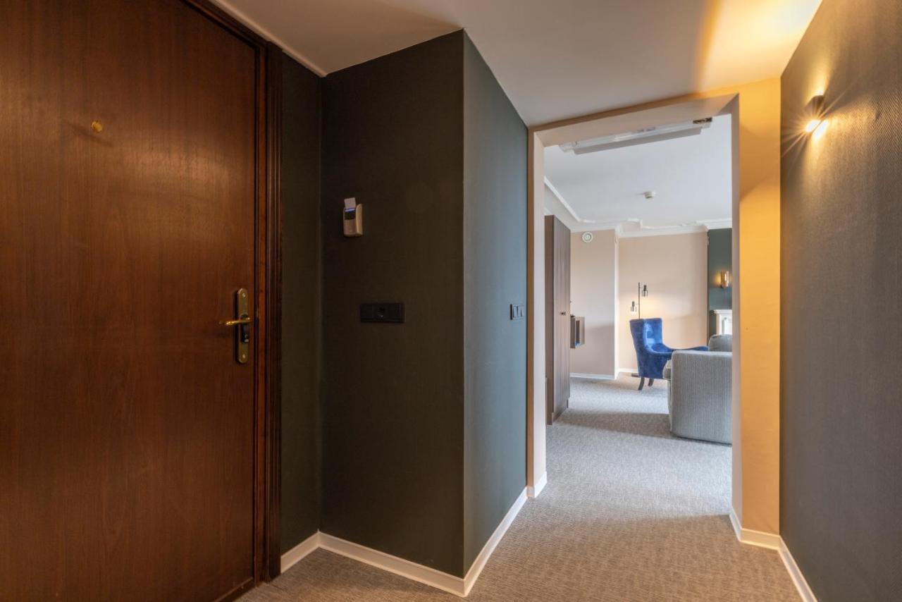 Fletcher Familiehotel De Hunzebergen Ексло Екстер'єр фото